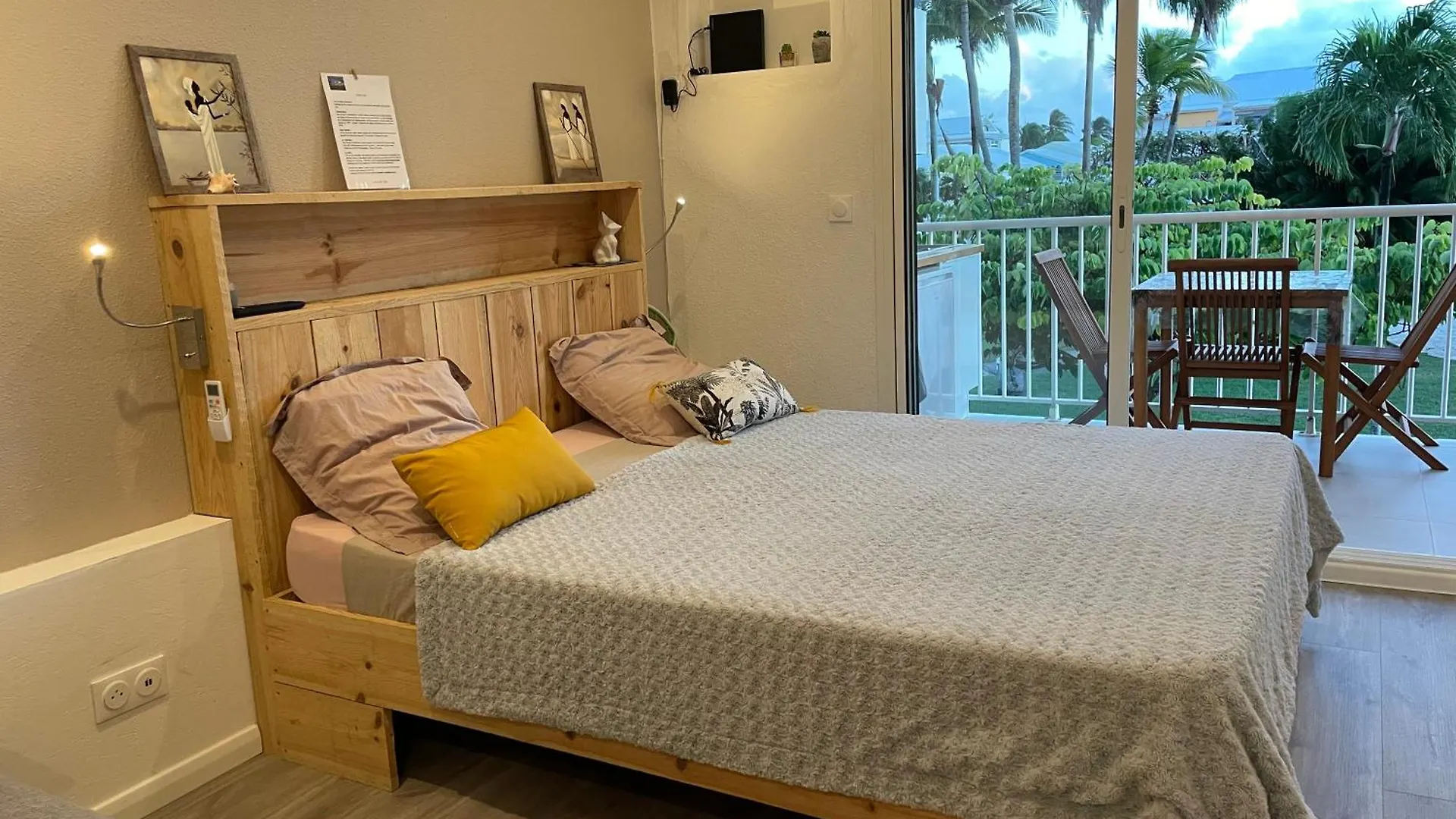 Apartment Studio Palmier Saint-Francois